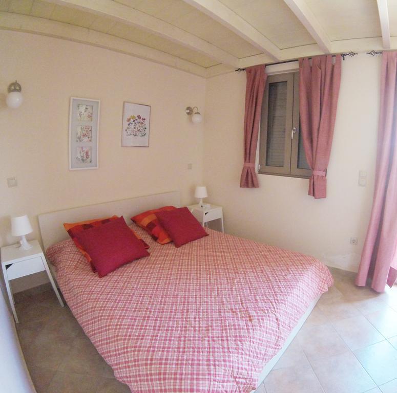 Arapakis Apartment Aegina Kültér fotó